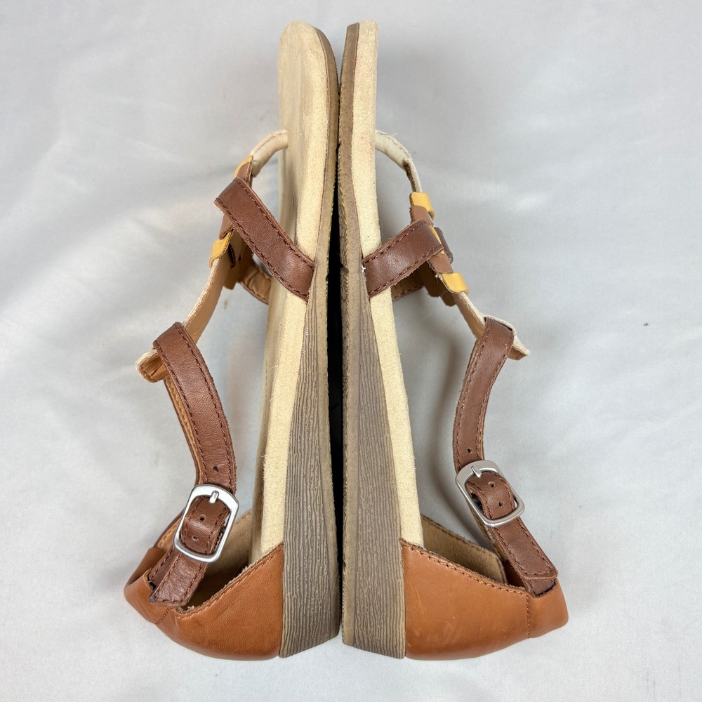 Clarks Womens Qwin Adonia 7.5 Brown Yellow Leather T Strap Gladiator Sandals - Picture 3 of 10